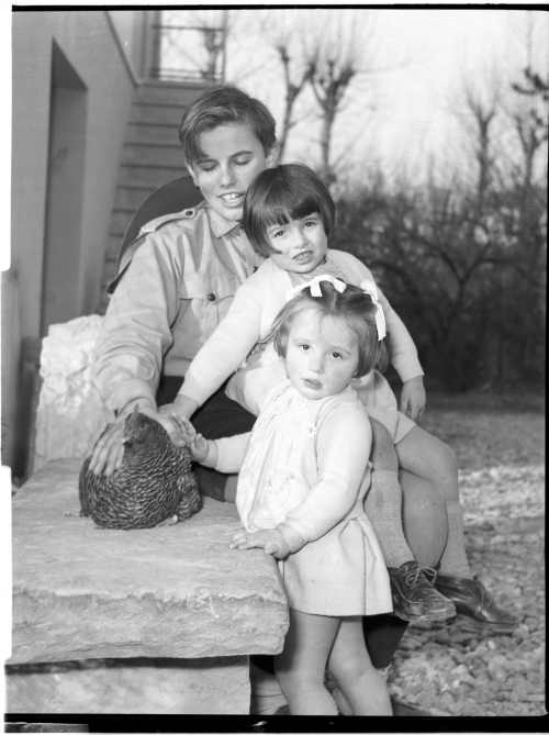 1 03 ritratto di famiglia giberti 1954
