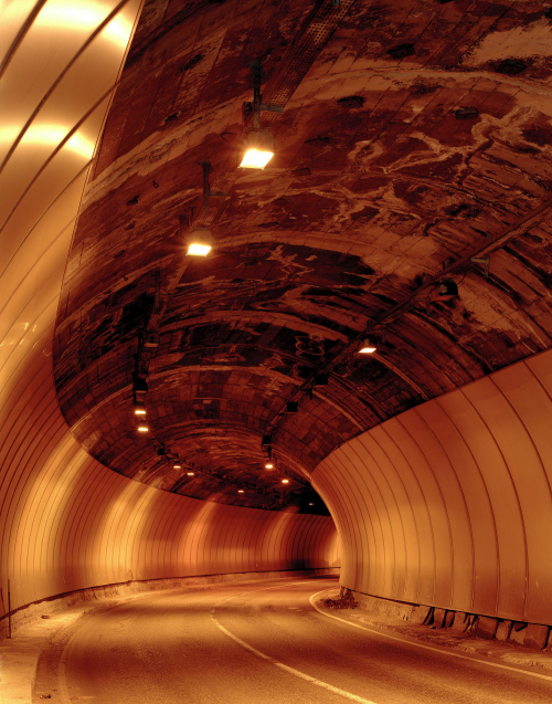 tunnel 008